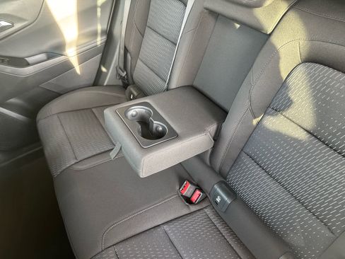 New 2026 Chevrolet Equinox LT image 32