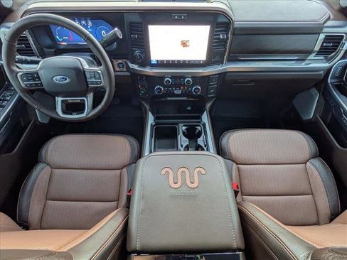 Certified 2025 Ford F250 King Ranch w/ FX4 Off-Road Package image 18