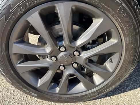 Used 2019 Jeep Grand Cherokee High Altitude image 31