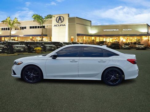 Used 2024 Honda Civic Sport image 4