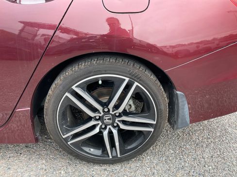 Used 2016 Honda Accord Sport image 8