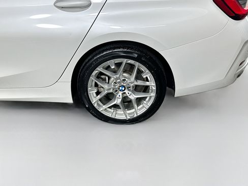 Used 2025 BMW 330i Sedan RWD image 11
