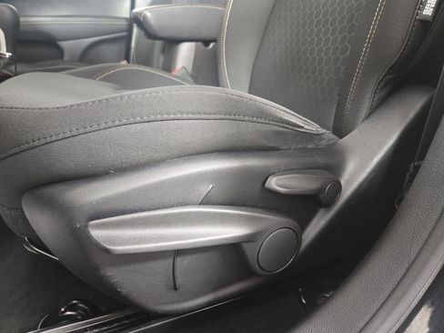 Used 2019 Jeep Compass Sport image 29