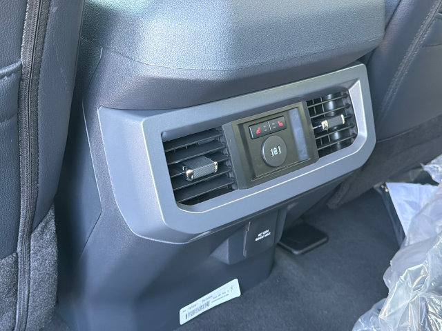 New 2026 Ford F250 Lariat w/ Chrome Package AWD/4WD image 25