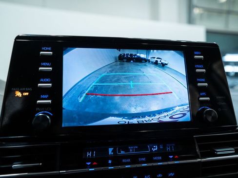 Used 2023 Toyota Sienna LE image 25