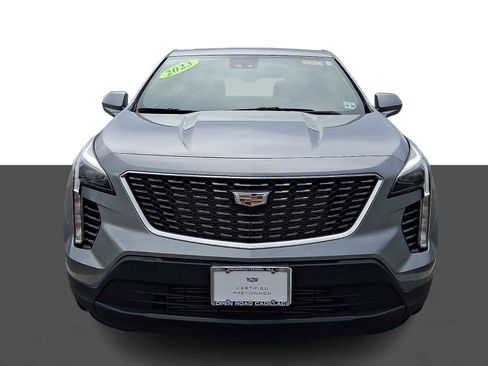 Certified 2023 Cadillac XT4 Luxury w/ Cold Weather Package AWD/4WD image 2