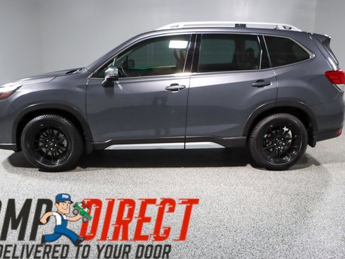 Used 2022 Subaru Forester Touring image 10