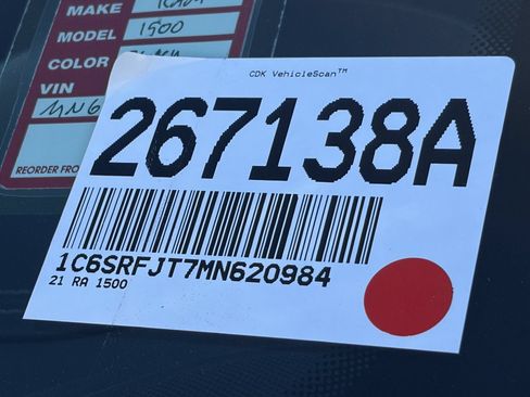 Used 2021 RAM 1500 Laramie AWD/4WD image 33