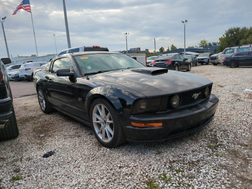 Used 2008 Ford Mustang GT RWD image 3