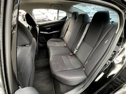 Used 2023 Nissan Sentra S image 18