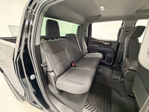 Certified 2025 Chevrolet Silverado 1500 LT AWD/4WD image 26