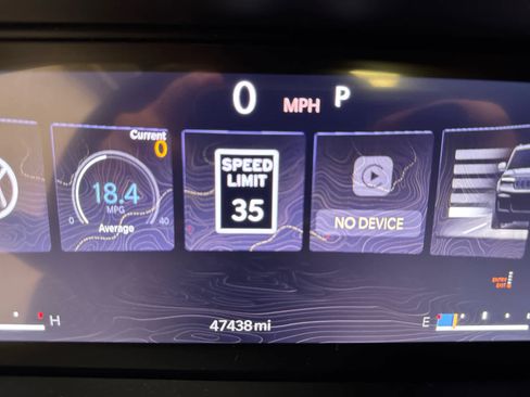 Used 2023 Jeep Grand Cherokee L Overland image 16