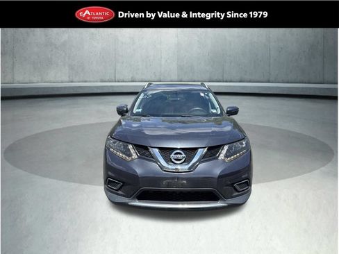 Used 2016 Nissan Rogue SV w/ SV Premium Package AWD/4WD image 1