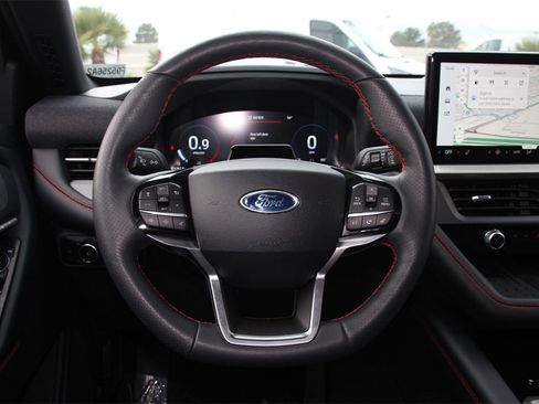 Certified 2025 Ford Explorer ST-Line w/ Premium Package image 16