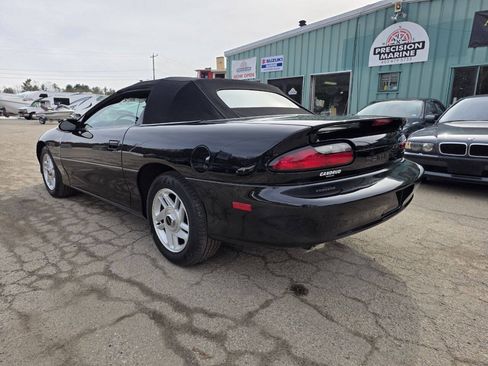 Used 1994 Chevrolet Camaro LT RWD image 12