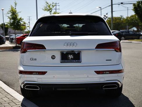 Certified 2025 Audi Q5 2.0T Premium AWD/4WD image 10