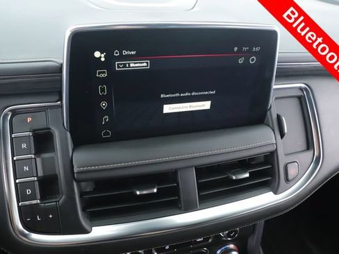 Used 2023 GMC Yukon XL SLT w/ SLT Luxury Package AWD/4WD image 5