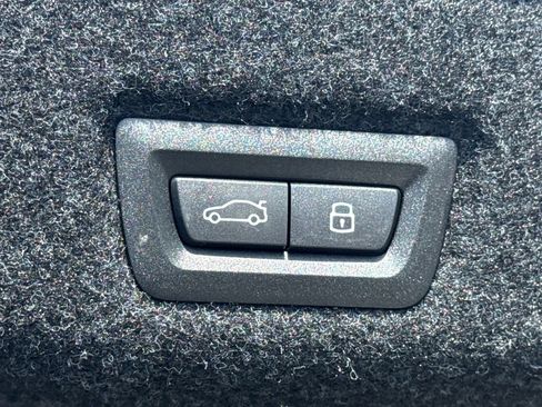 Used 2026 BMW 530i w/ M Sport Package RWD image 11