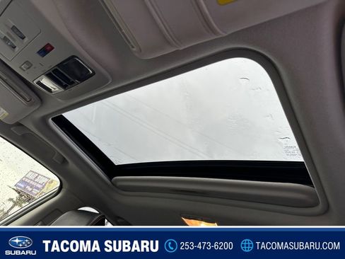 Used 2017 Subaru Crosstrek 2.0i Limited image 25