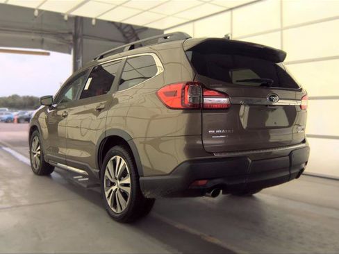 Used 2022 Subaru Ascent Limited w/ Technology Package AWD/4WD image 11