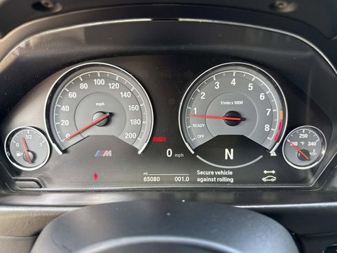 Used 2018 BMW M4 Coupe image 35