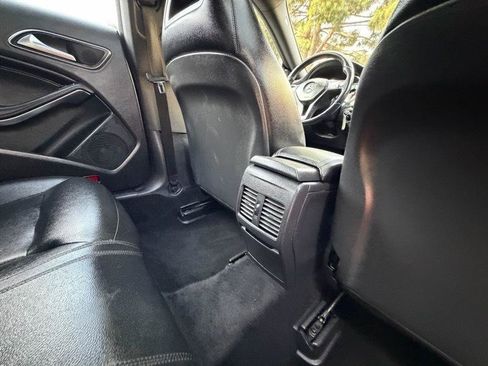 Used 2014 Mercedes-Benz CLA 250 image 48
