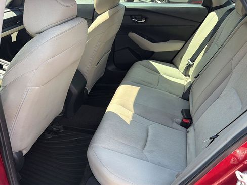 Used 2024 Honda Accord EX image 11