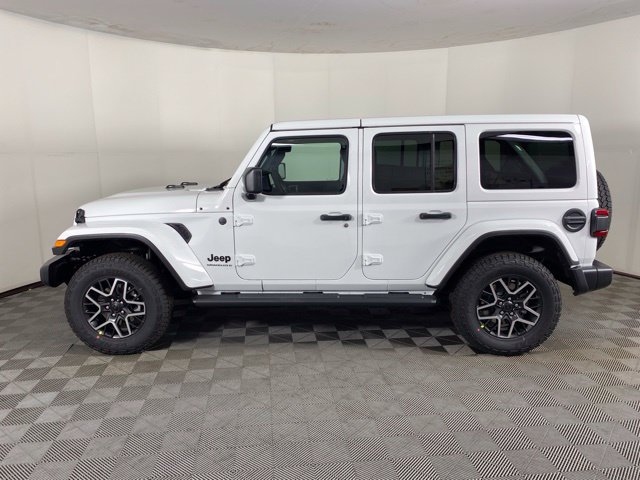 New 2027 Jeep Wrangler Unlimited Sahara AWD/4WD image 10