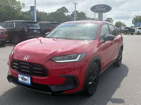Used 2025 Honda HR-V Sport image 1