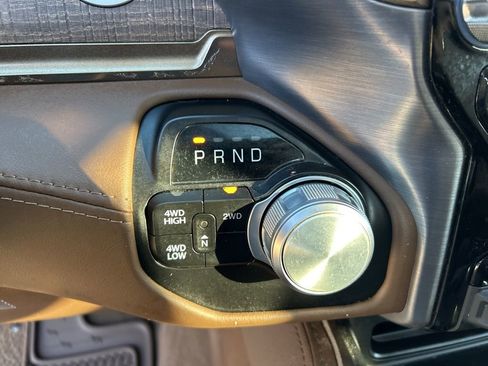 Used 2022 RAM 3500 Limited image 17