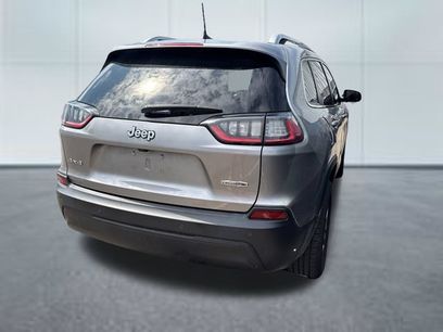 Used 2021 Jeep Cherokee Latitude Plus w/ Sun & Sound Group