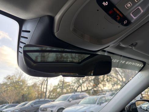 Certified 2025 Volvo XC60 B5 Plus image 27