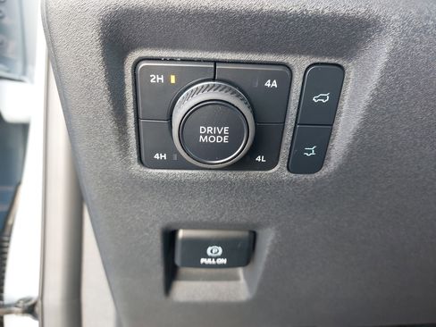 New 2025 Ford Expedition Max Active image 28