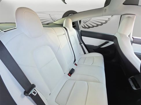 Used 2019 Tesla Model 3 Standard Range Plus image 13
