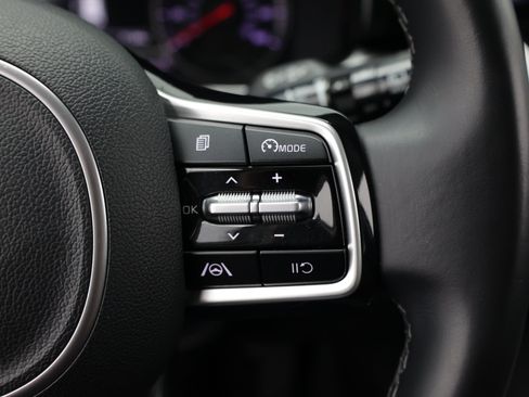Used 2022 Kia Sorento S FWD image 27