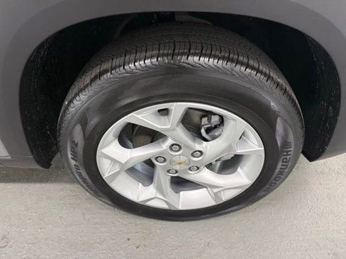 New 2026 Chevrolet Trax LS w/ LS Convenience Package FWD image 4
