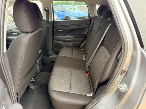 Used 2024 Mitsubishi Outlander Sport AWD image 22