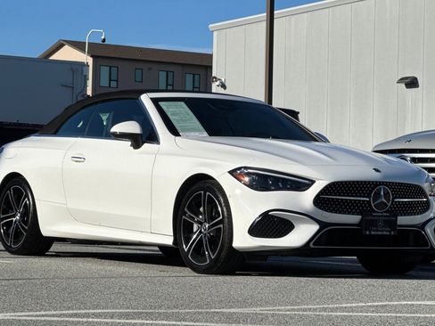 Certified 2025 Mercedes-Benz CLE 300 4MATIC Cabriolet image 7