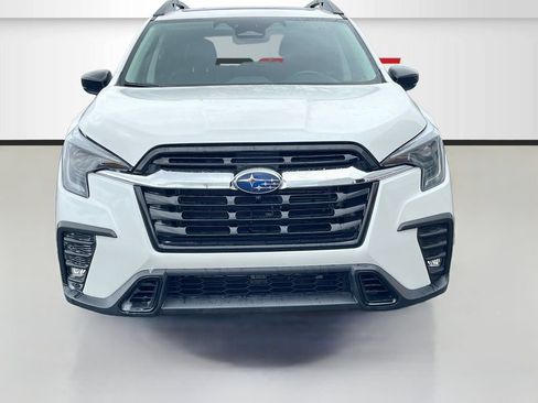 Used 2024 Subaru Ascent Touring AWD/4WD image 2