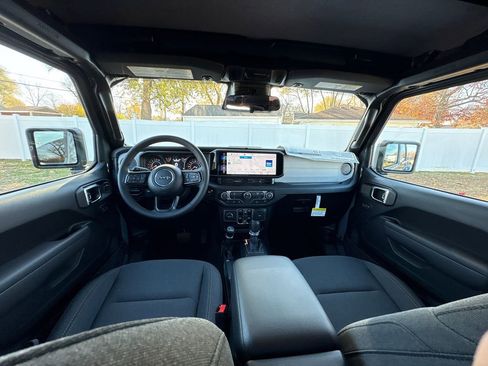 New 2026 Jeep Gladiator Sport image 12