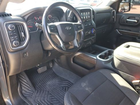 Used 2021 Chevrolet Silverado 1500 LT Trail Boss w/ Convenience Package II image 17