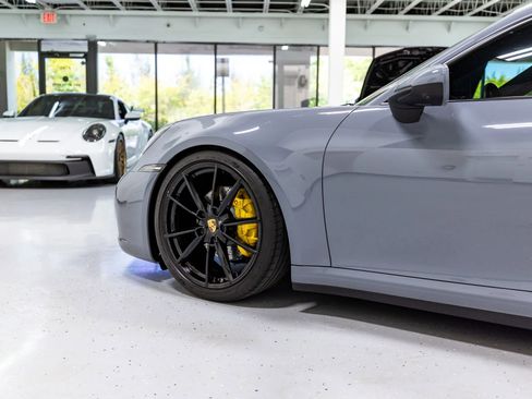 Used 2023 Porsche 911 Carrera image 15