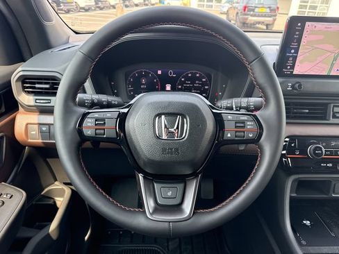 Used 2026 Honda Pilot TrailSport image 20