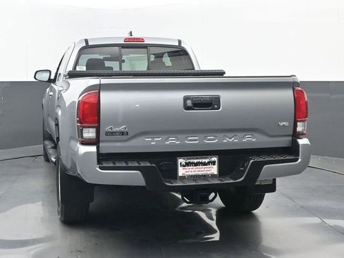 Used 2019 Toyota Tacoma SR w/ SR Convenience Package image 16