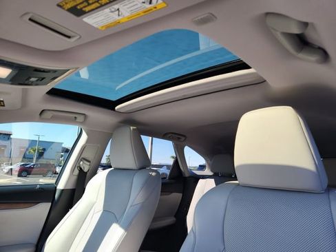 Used 2022 Lexus RX 350L FWD w/ Premium Package image 26