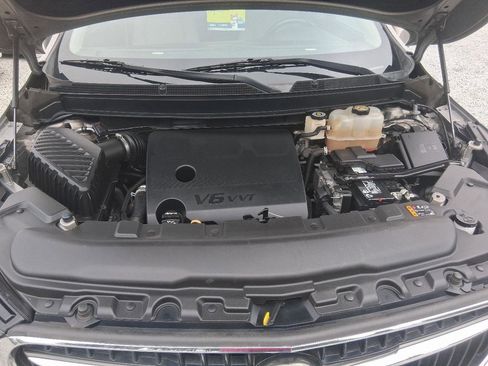 Used 2019 Buick Enclave Essence FWD image 23