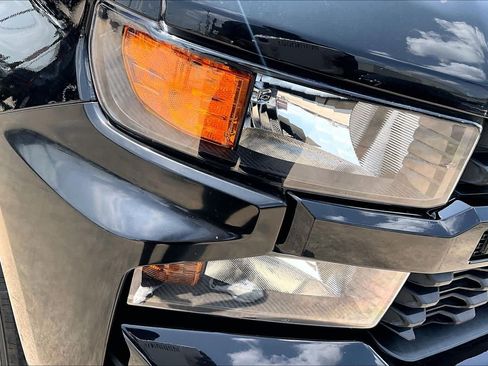 Used 2020 Chevrolet Silverado 1500 Custom w/ Infotainment Package RWD image 28