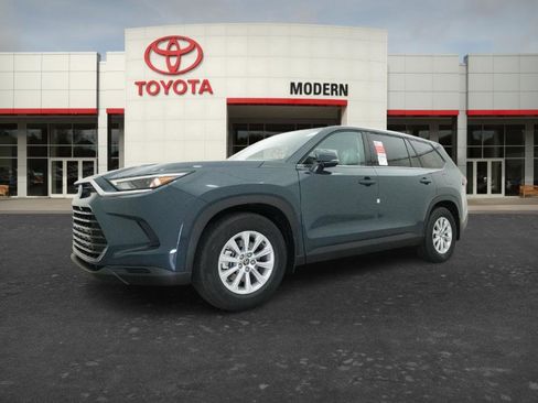 Certified 2026 Toyota Grand Highlander XLE image 41