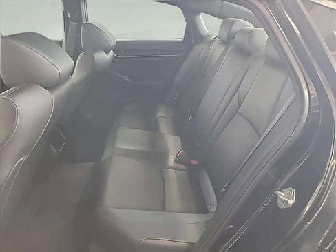 Used 2022 Honda Accord Sport image 17