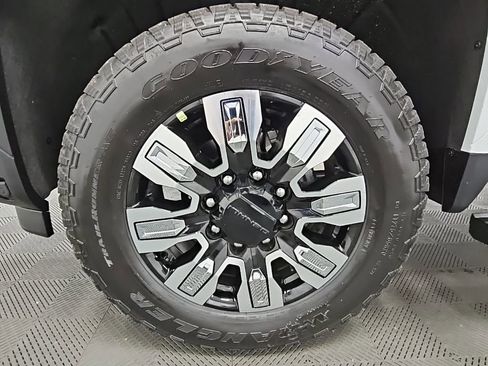 New 2026 GMC Sierra 2500 Denali w/ Denali Reserve Package image 46